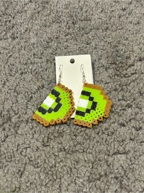 Kiwi earrings